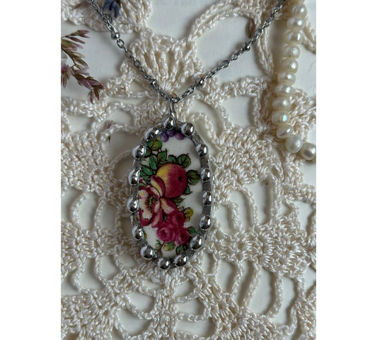 Vintage Paragon Ceramic Necklace