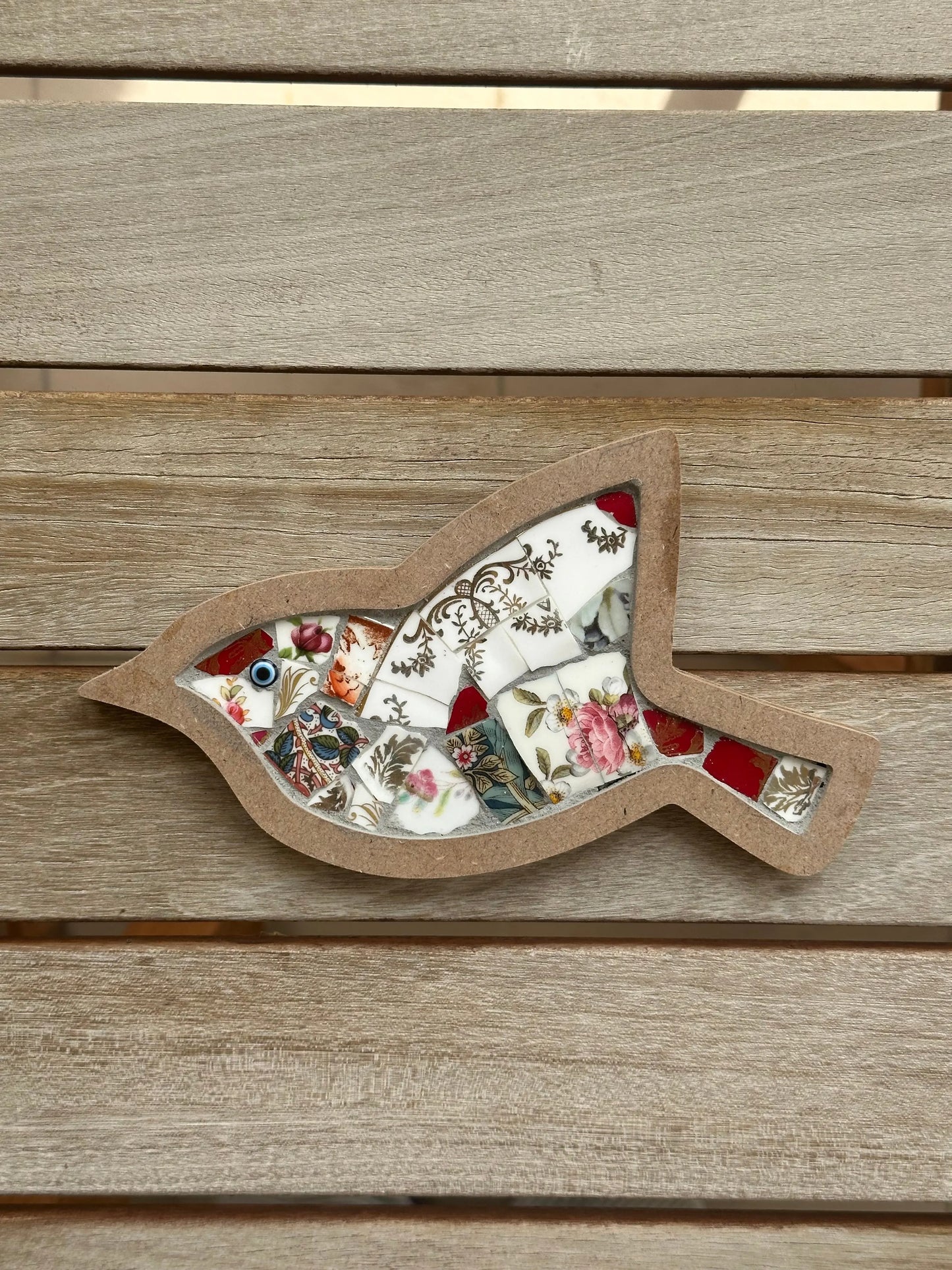 Mini Bird Mosaic Tray – Upcycled Floral China (red)🌙