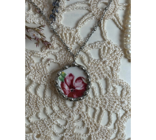 Vintage Colclough Ceramic Necklace